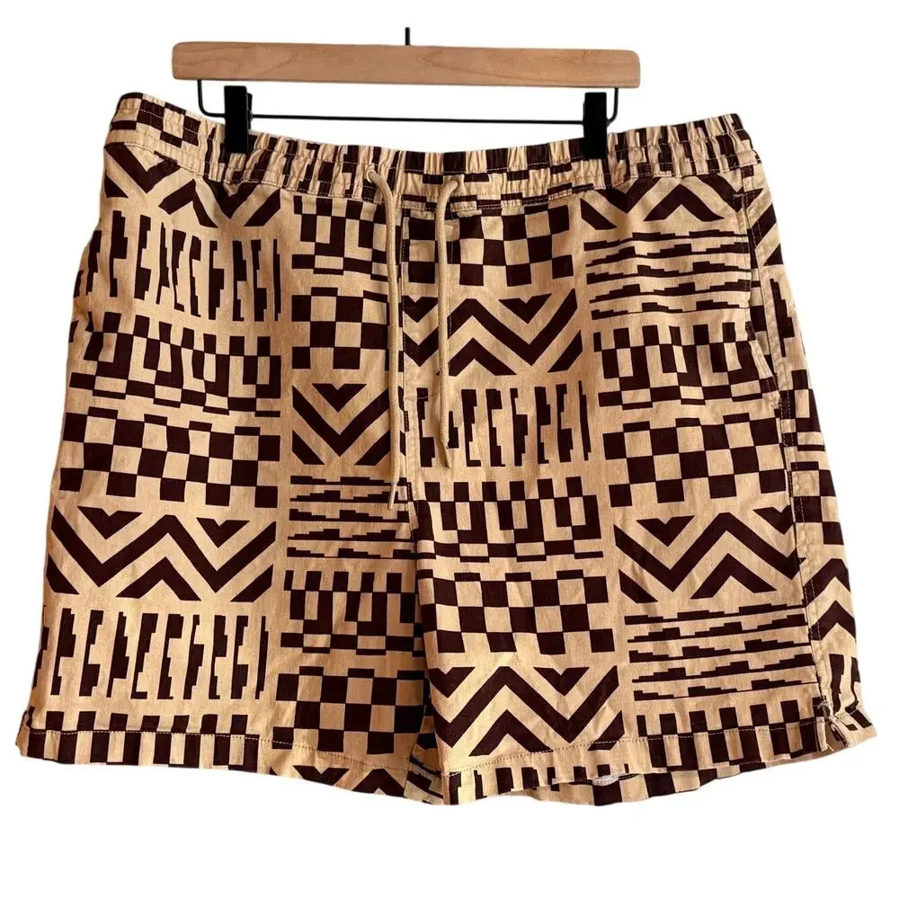 Forever 21 Men Geometric Patchwork Shorts, Size 2XL